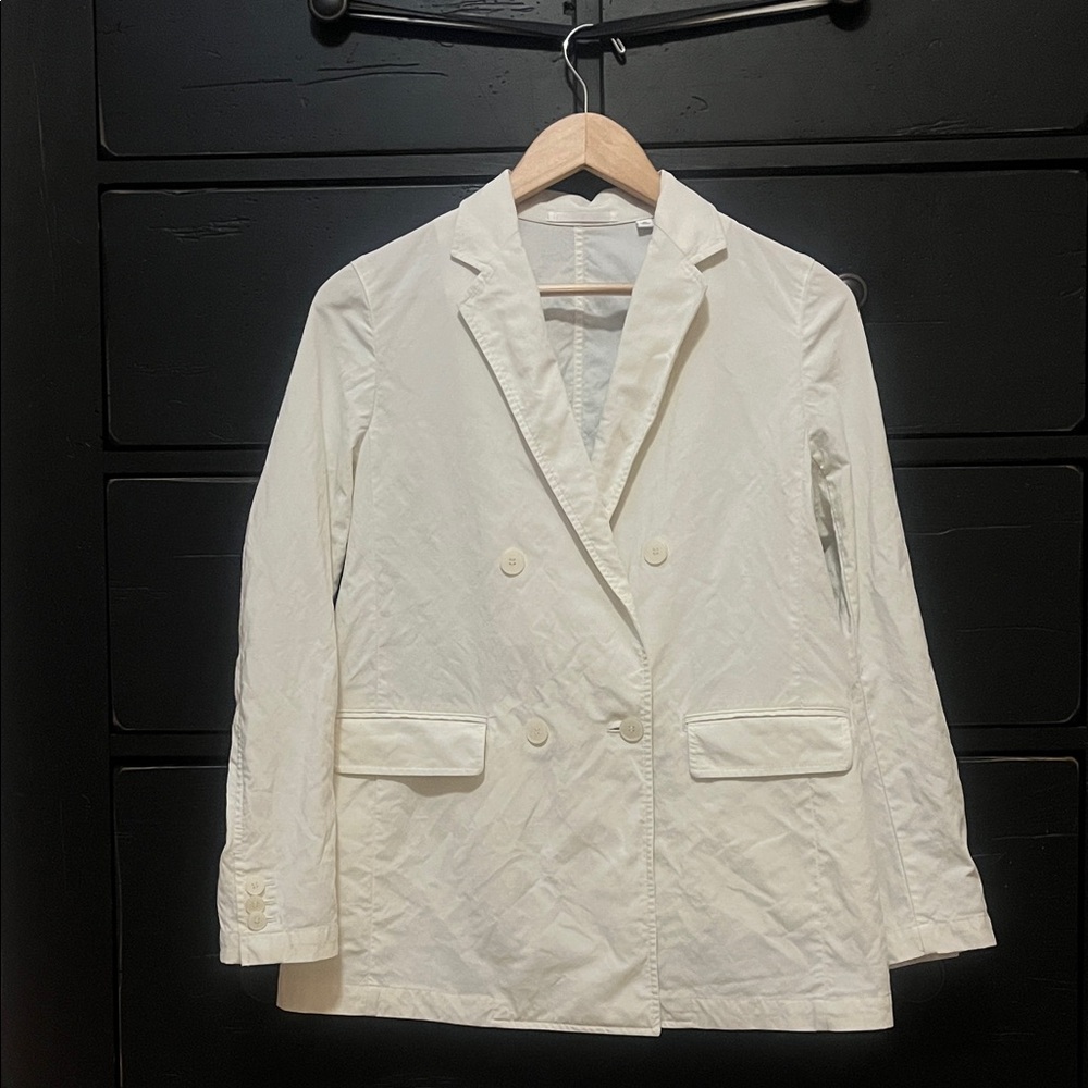 Uniqlo Women's Cream Double-Breasted Blazer